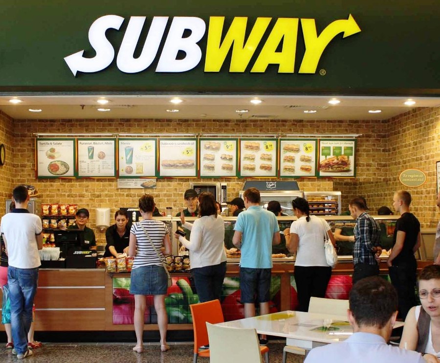 Subway-Fast-Food-Restaurant.jpg